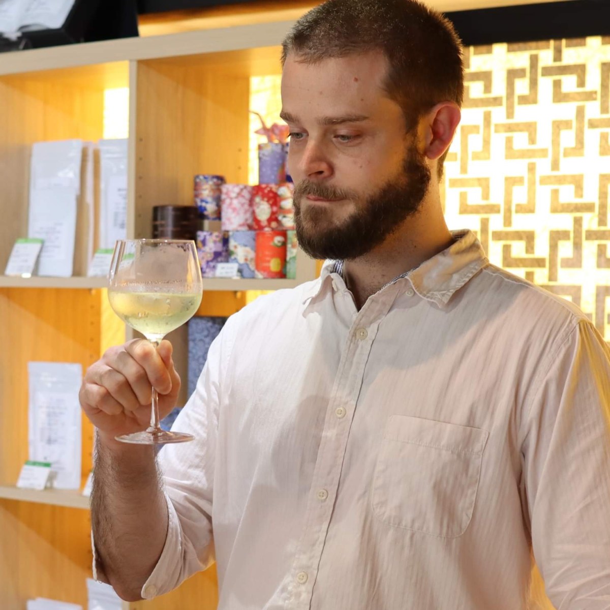 Florent, premier sommelier français en thé&nbsp;japonais